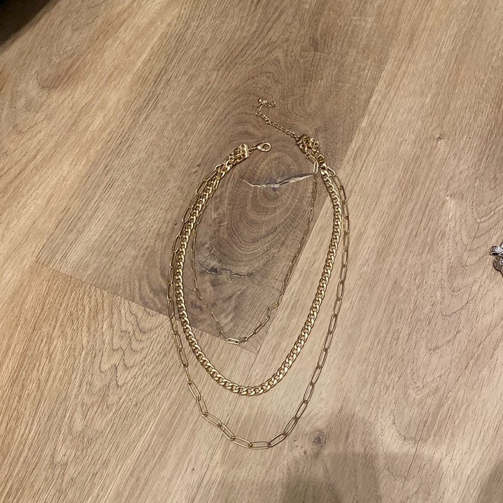 Gold 3 chain necklace
